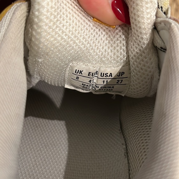 BALENCIAGA TRIPLE S SNEAKERS SIZE 41 - Picture 8 of 9